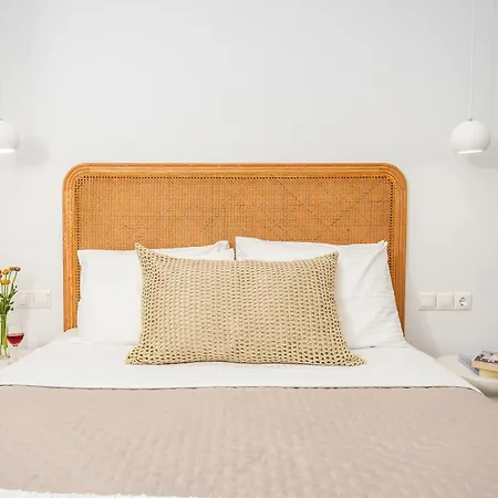 Ep'avlis Boutique * Naxos City