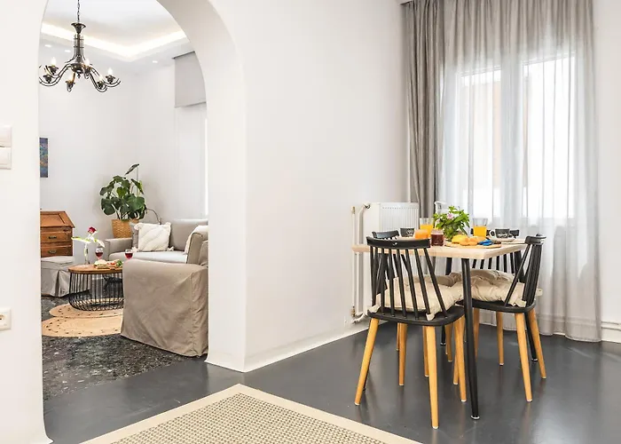 Ep'avlis Boutique * Naxos City