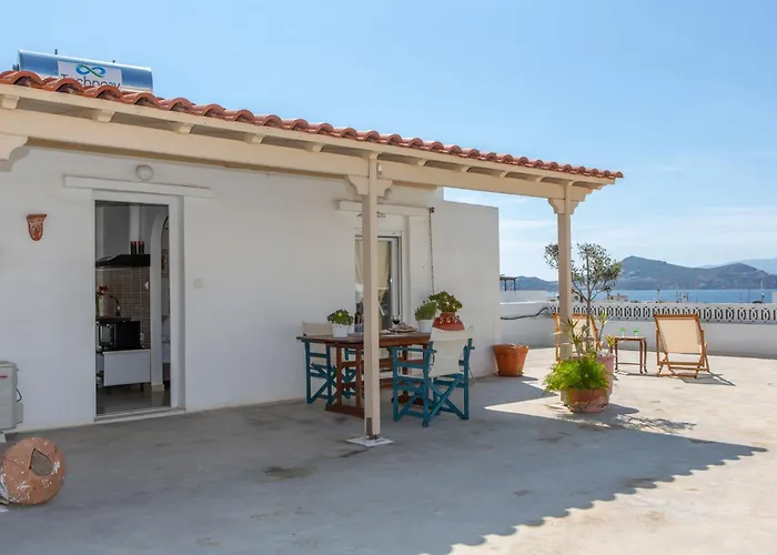 Ep'avlis Boutique * Naxos City