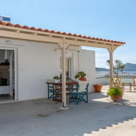 Ep'avlis Boutique * Naxos City