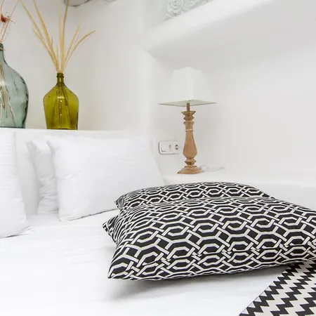 Ep'avlis Boutique * Naxos City