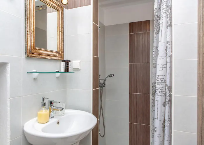 Apartman Ep'avlis Boutique