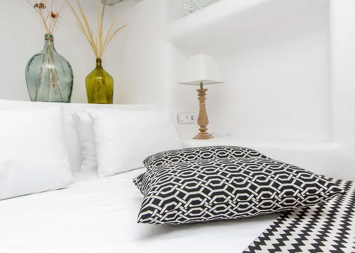 Ep'avlis Boutique * Naxos City